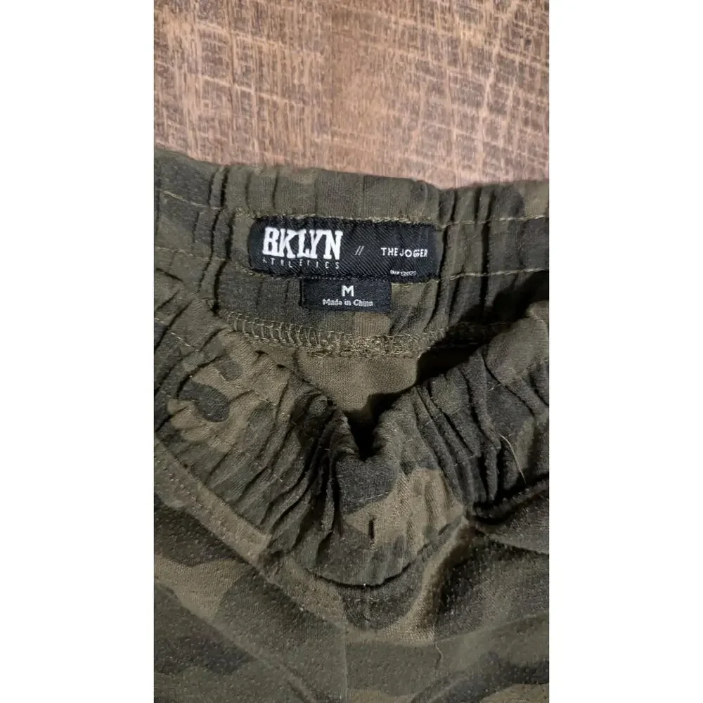 BKLYN Athletics The Jogger Men M Green Camo Zip Pocket Elastic Waist Joggers